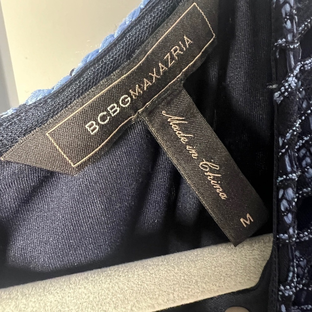 BCBG MAX AZRIA Tracie Asymmetrical Lace Dress - Picture 4 of 7